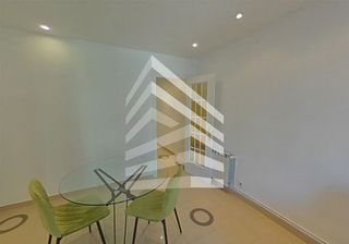 Piso en venta en El Camp de l'Arpa del Clot en Barcelona