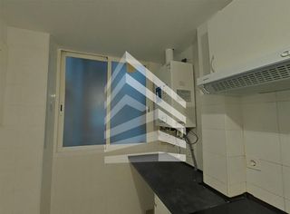 Piso en venta en El Camp de l'Arpa del Clot en Barcelona