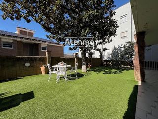 Piso en venta en La Font d'en Fargues en Barcelona