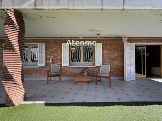 Piso en venta en La Font d'en Fargues en Barcelona