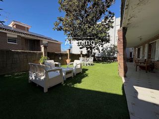 Piso en venta en La Font d'en Fargues en Barcelona