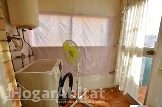 Piso en venta en Colonia Requena en Alicante