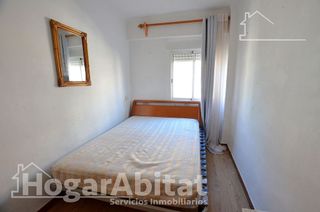 Piso en venta en Colonia Requena en Alicante