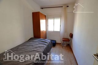 Piso en venta en Colonia Requena en Alicante