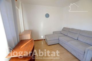 Piso en venta en Colonia Requena en Alicante