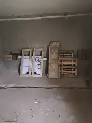 Puertas y contraventanas antiguas de madera