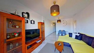 Piso en venta en Torrequebrada en Benalmádena