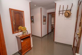 Piso en venta en Linares