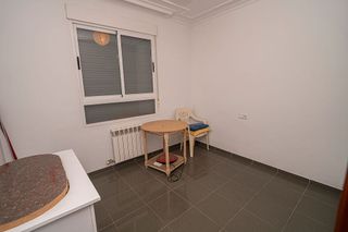 Piso en venta en Linares