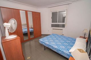 Piso en venta en Linares