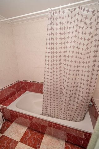 Piso en venta en Linares