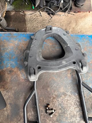 Soporte Maleta Givi Yamaha MT-03 (08)
