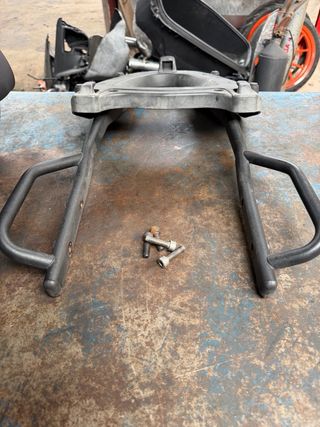 Soporte Maleta Givi Yamaha MT-03 (08)