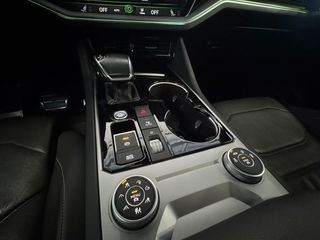 Volkswagen Touareg R 3.0 V6 TSI Tip 4M