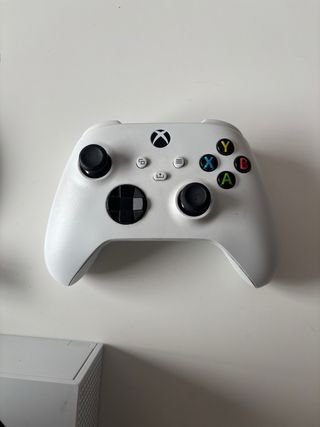 Xbox Series S + funda mando