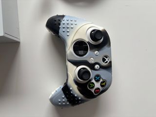 Xbox Series S + funda mando