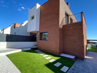 Casa pareada en venta en Berà Mar - El Francaset en Roda de Barà