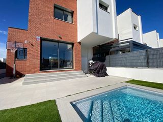 Casa pareada en venta en Berà Mar - El Francaset en Roda de Barà