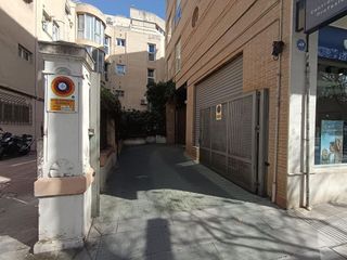 Garaje en alquiler en San Matías - Realejo en Granada