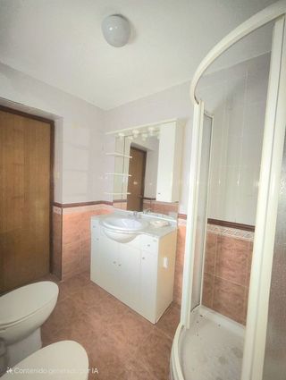 Casa adosada en venta en Linares