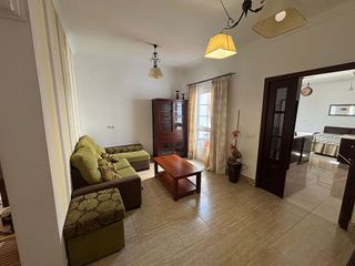 Casa adosada en venta en Pilas