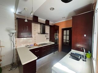 Casa adosada en venta en Pilas