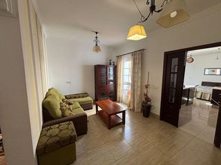 Casa adosada en venta en Pilas