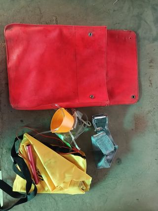 Kit Demo Azafata Rojo y Amarillo