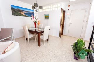 Chalet en venta en La Granja-La Colina-Los Pastores en Algeciras
