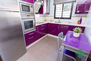 Chalet en venta en La Granja-La Colina-Los Pastores en Algeciras