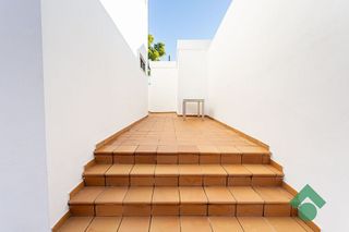 Chalet en venta en La Granja-La Colina-Los Pastores en Algeciras