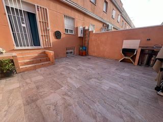 Casa adosada en venta en Montequinto en Dos Hermanas