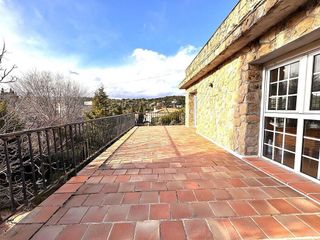 Chalet en venta en Cerro de Alarcón - Puente La Sierra - Mirador del Romero en Valdemorillo