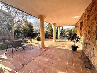 Chalet en venta en Cerro de Alarcón - Puente La Sierra - Mirador del Romero en Valdemorillo