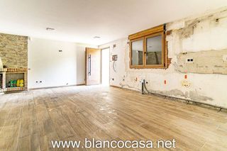 Chalet en venta en Vimianzo