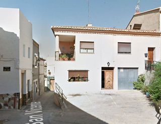 Casa adosada en venta en Turís