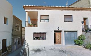 Casa adosada en venta en Turís