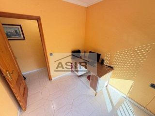 Casa adosada en venta en L'Alquenència en Alzira