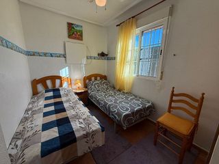 Chalet en venta en Urbanizaciones en Guardamar del Segura