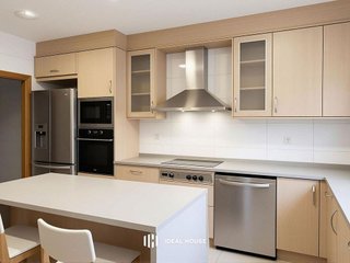 Casa adosada en venta en Via Europa - Parc Central en Mataró