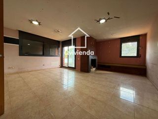 Casa adosada en venta en Sentmenat