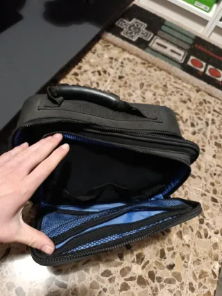 Bolsa Transporte PS2 BigBen Negra y Azul