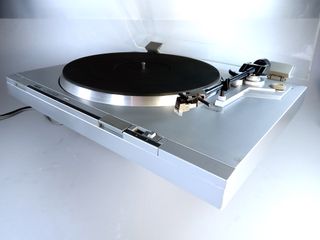 Akai giradischi AP D2 / Year 1980