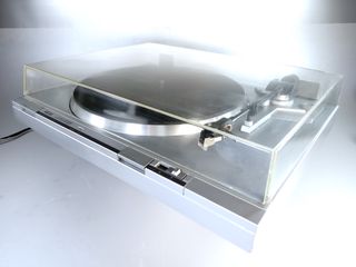 Akai giradischi AP D2 / Year 1980