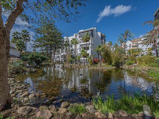 Piso en venta en Elviria en Marbella