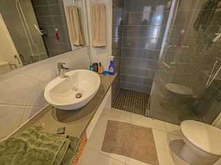 Piso en venta en Elviria en Marbella