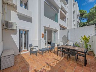 Piso en venta en Elviria en Marbella