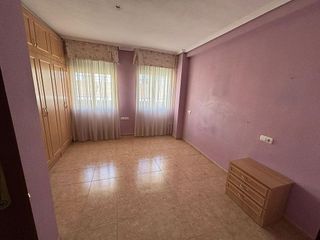 Piso en venta en Santa Rosa - Valdeolleros en Córdoba