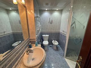 Piso en venta en Santa Rosa - Valdeolleros en Córdoba