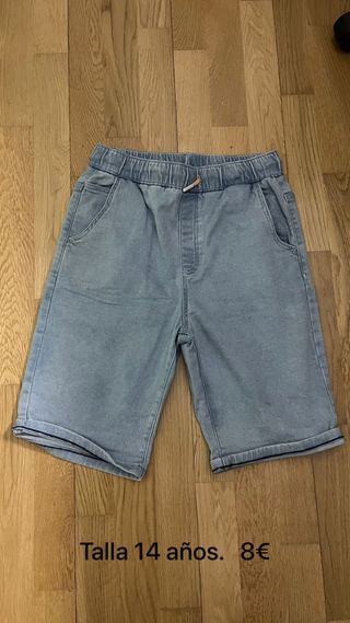 Pantalón corto vaquero niño  Talla XS. 14 años